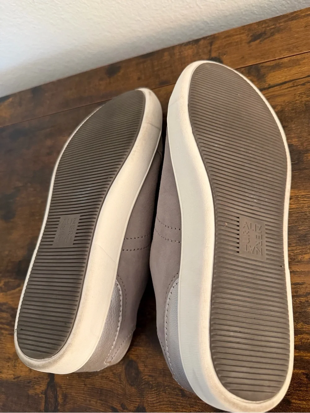 Naturalizer Gray Suede Lace-Up Sneakers
